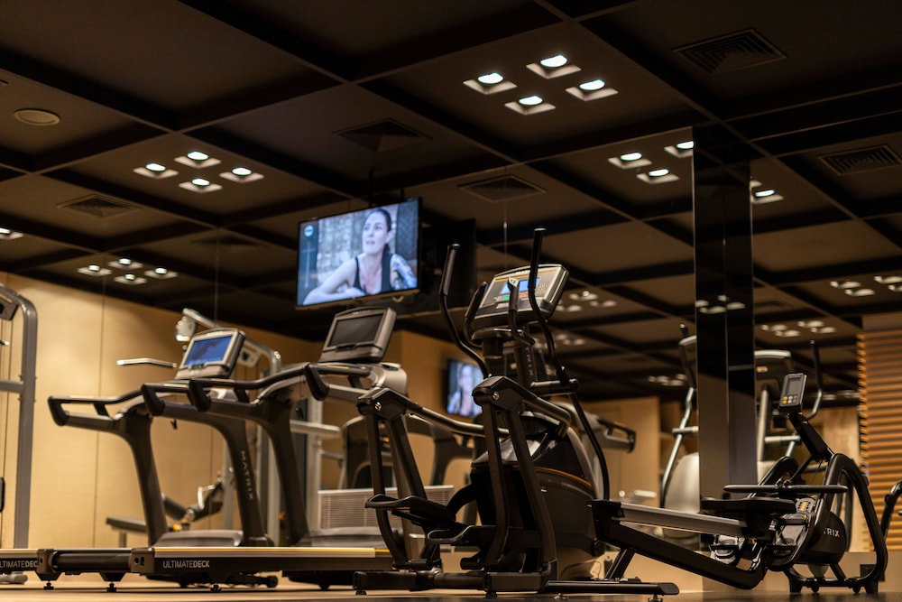 Divani Palace Acropolis — Sports & recreation in Athens, Attica