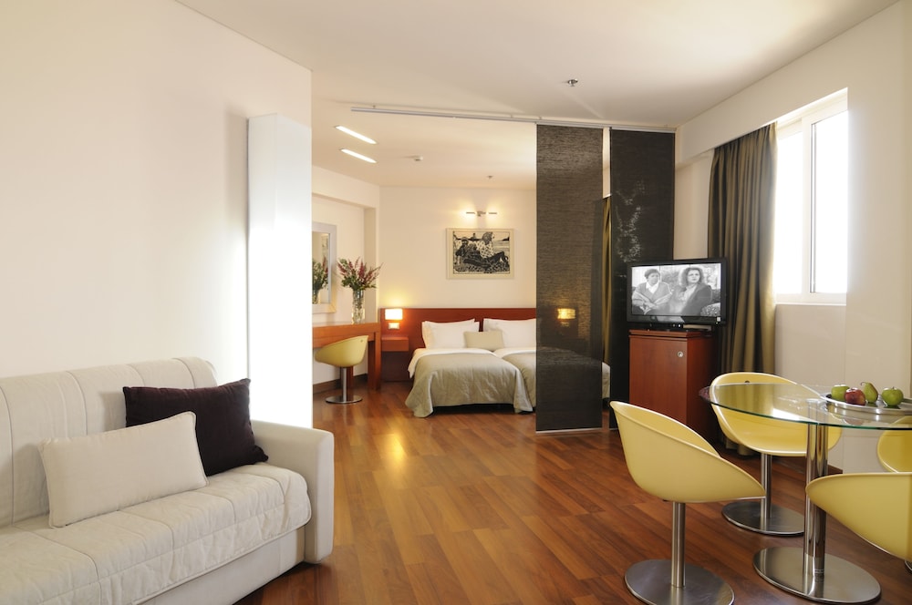 Dorian Inn, Sure Hotel Collection by Best Western — Hotel rooms in Athens, Attica