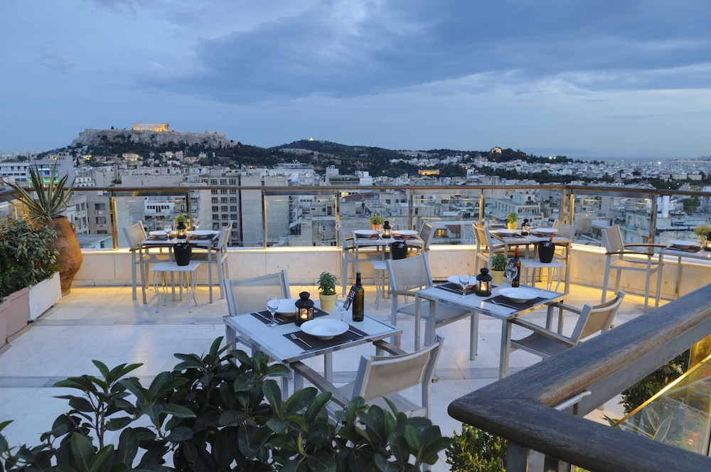 Dorian Inn, Sure Hotel Collection by Best Western — Restaurant & bars in Athens, Attica