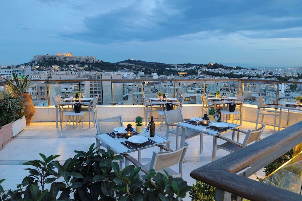 Dorian Inn, Sure Hotel Collection by Best Western — Restaurant & bars in Athens, Attica