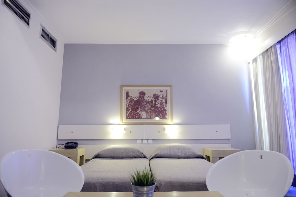 Dorian Inn, Sure Hotel Collection by Best Western — Hotel rooms in Athens, Attica