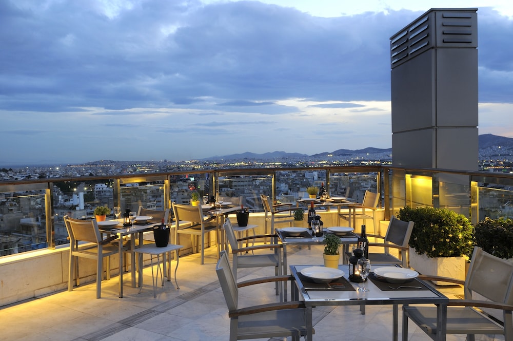 Dorian Inn, Sure Hotel Collection by Best Western — Restaurant & bars in Athens, Attica