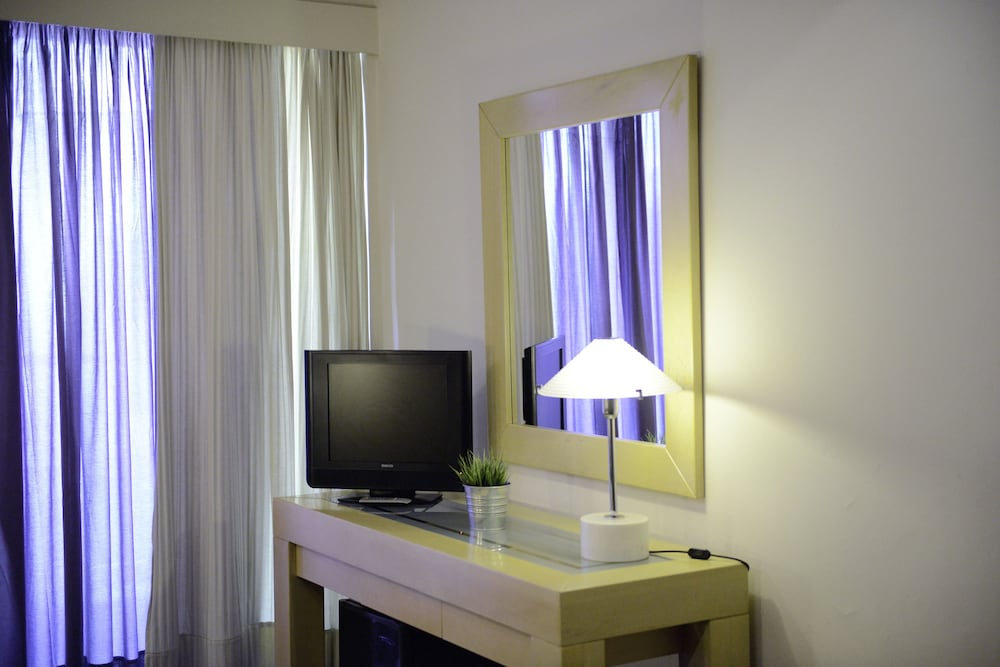 Dorian Inn, Sure Hotel Collection by Best Western — Hotel rooms in Athens, Attica