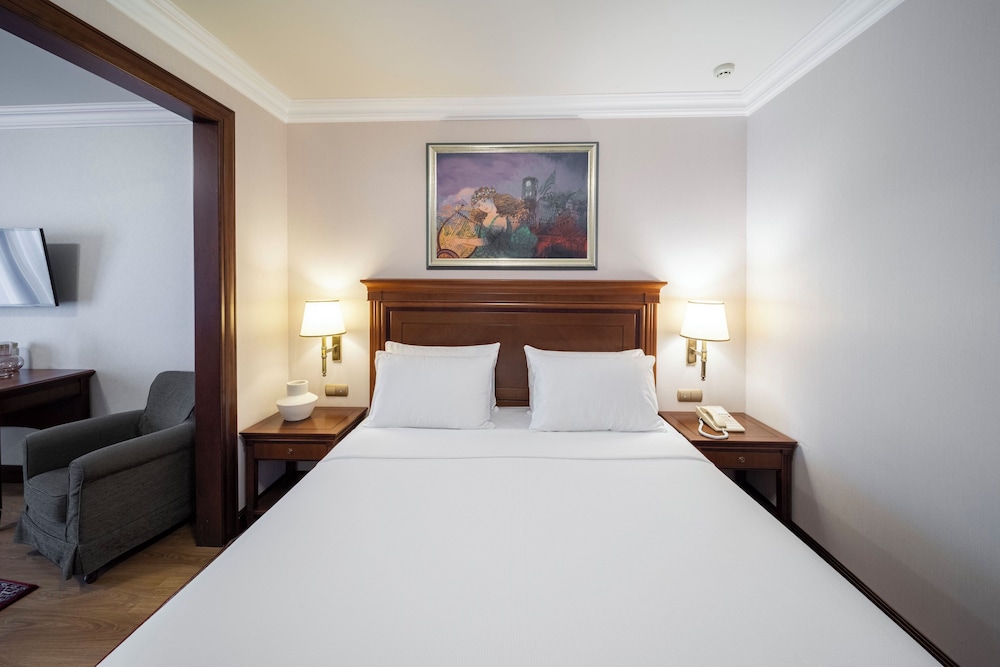 Electra Palace Athens — Hotel rooms in Athens, Attica