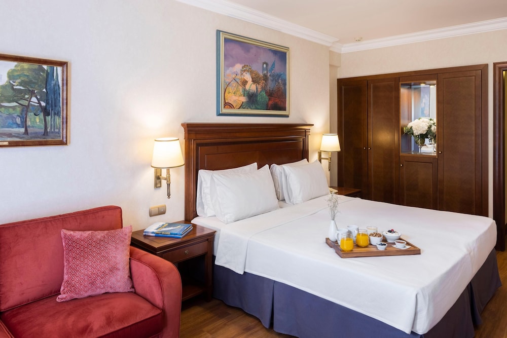 Electra Palace Athens — Hotel rooms in Athens, Attica