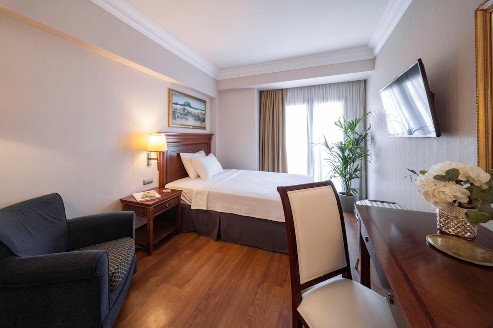 Electra Palace Athens — Hotel rooms in Athens, Attica