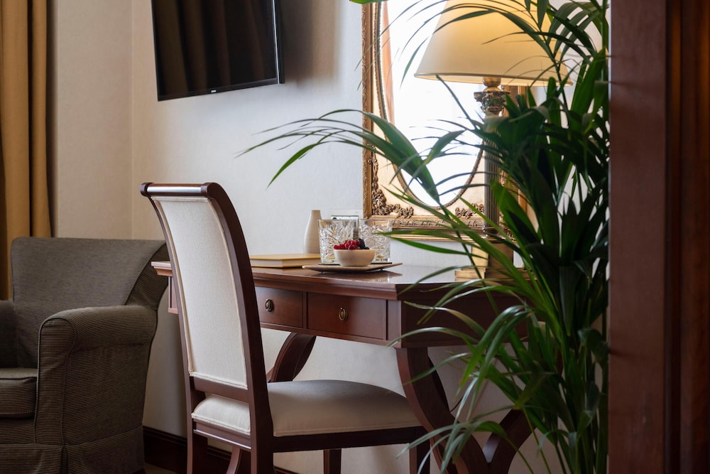 Electra Palace Athens — Hotel rooms in Athens, Attica
