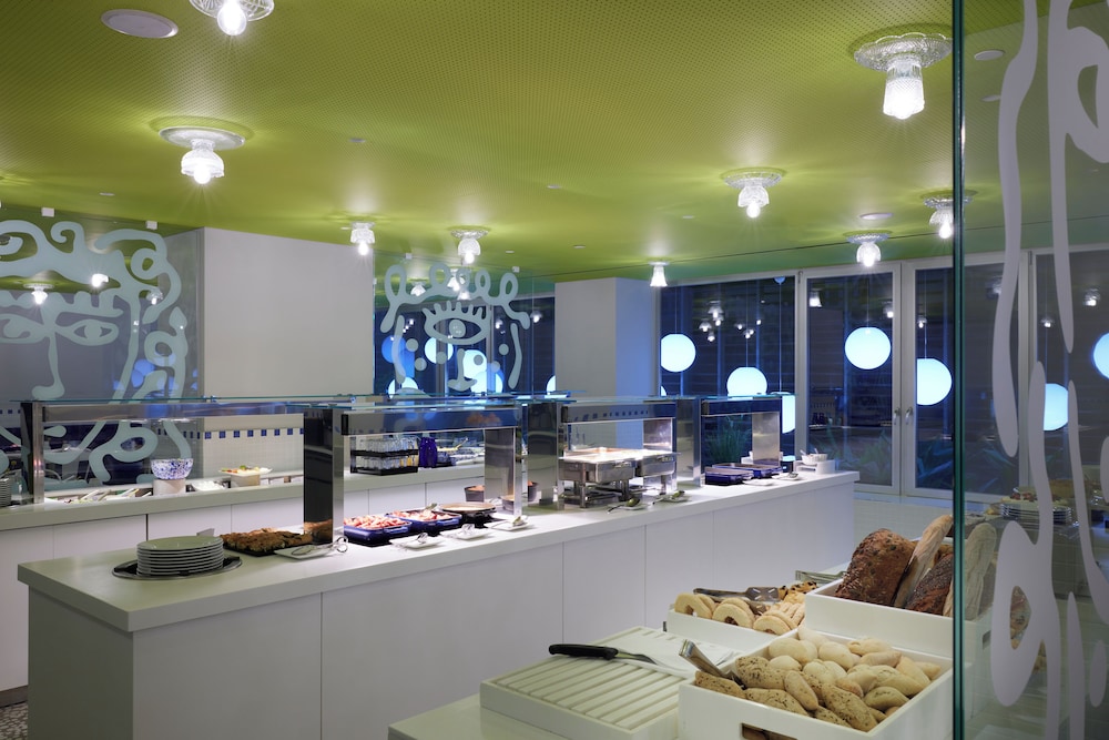 Fresh Hotel, a Member of Design Hotels — Restaurant & bars in Athens, Attica