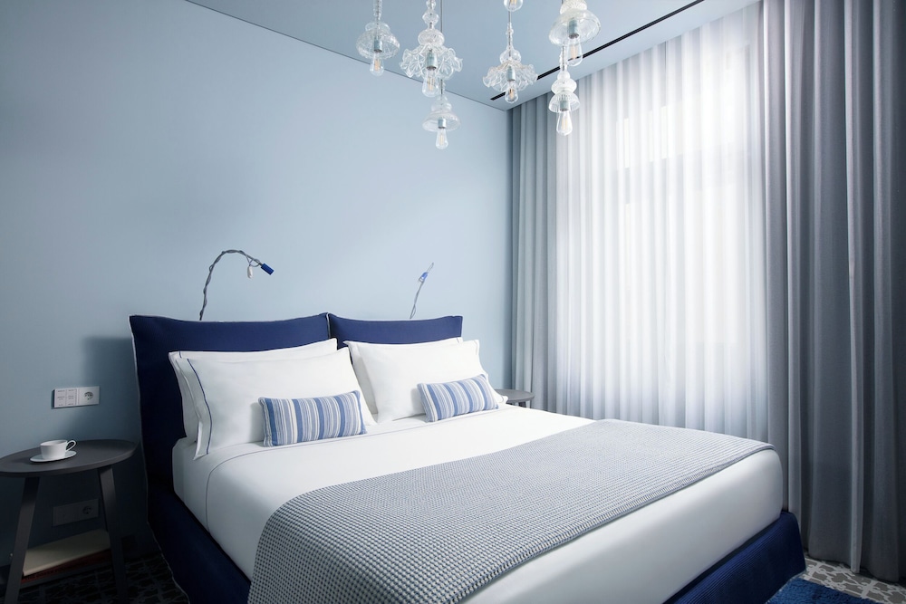 Fresh Hotel, a Member of Design Hotels — Hotel rooms in Athens, Attica