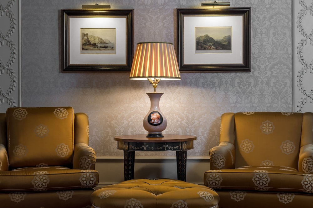 Hotel Grande Bretagne, a Luxury Collection Hotel, Athens — Hotel rooms in Athens, Attica