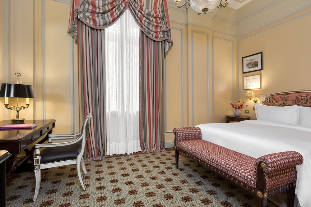 Hotel Grande Bretagne, a Luxury Collection Hotel, Athens — Hotel rooms in Athens, Attica