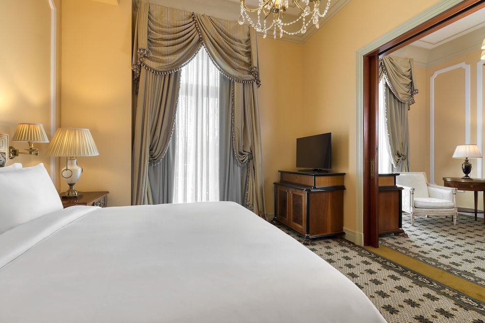 Hotel Grande Bretagne, a Luxury Collection Hotel, Athens — Hotel rooms in Athens, Attica