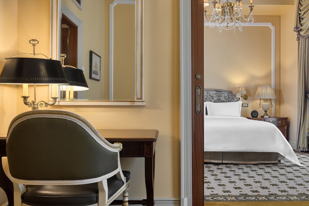 Hotel Grande Bretagne, a Luxury Collection Hotel, Athens — Hotel rooms in Athens, Attica