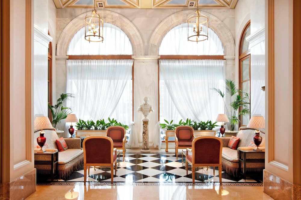 Hotel Grande Bretagne, a Luxury Collection Hotel, Athens — Hotel building in Athens, Attica