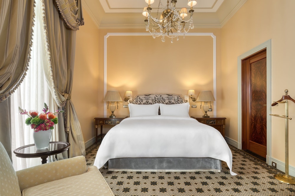 Hotel Grande Bretagne, a Luxury Collection Hotel, Athens — Hotel rooms in Athens, Attica
