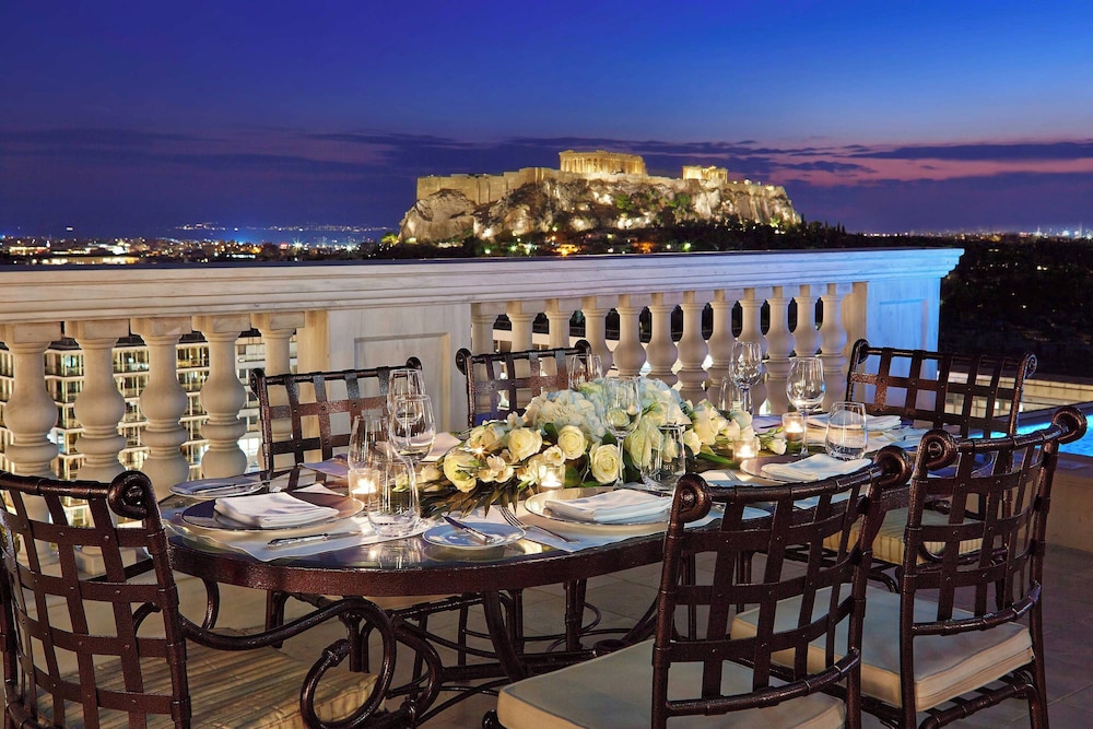 Hotel Grande Bretagne, a Luxury Collection Hotel, Athens — Restaurant & bars in Athens, Attica