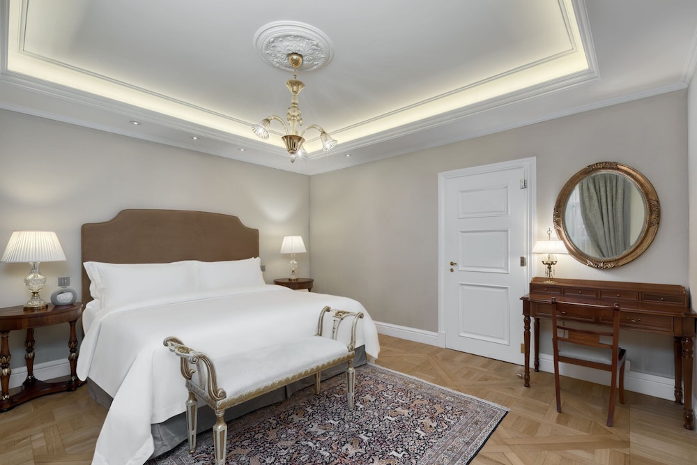 Hotel Grande Bretagne, a Luxury Collection Hotel, Athens — Hotel rooms in Athens, Attica