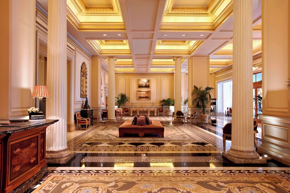 Hotel Grande Bretagne, a Luxury Collection Hotel, Athens — Hotel building in Athens, Attica