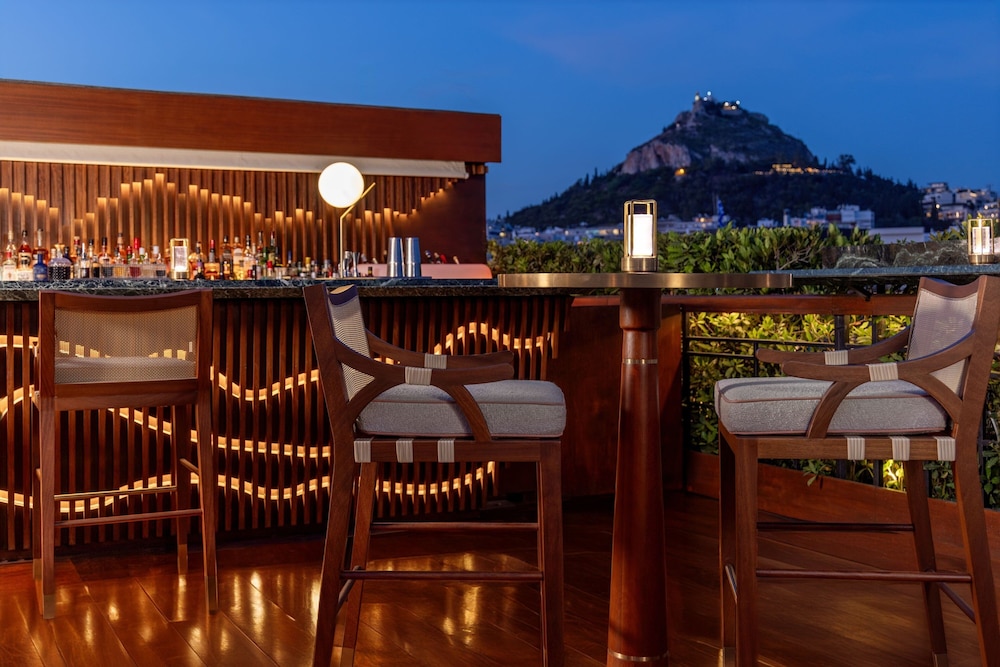 Hotel Grande Bretagne, a Luxury Collection Hotel, Athens — Restaurant & bars in Athens, Attica