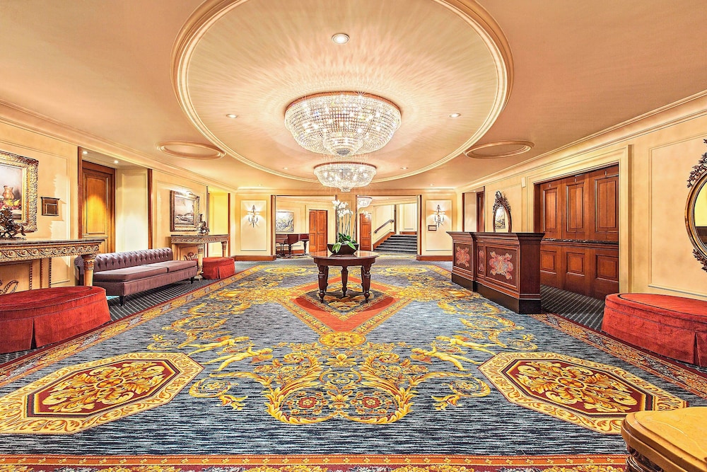 Hotel Grande Bretagne, a Luxury Collection Hotel, Athens — Hotel building in Athens, Attica