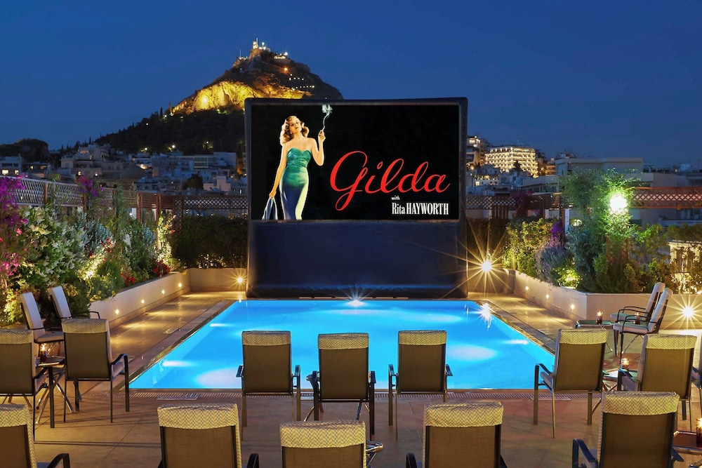 Hotel Grande Bretagne, a Luxury Collection Hotel, Athens — Swimming pool in Athens, Attica