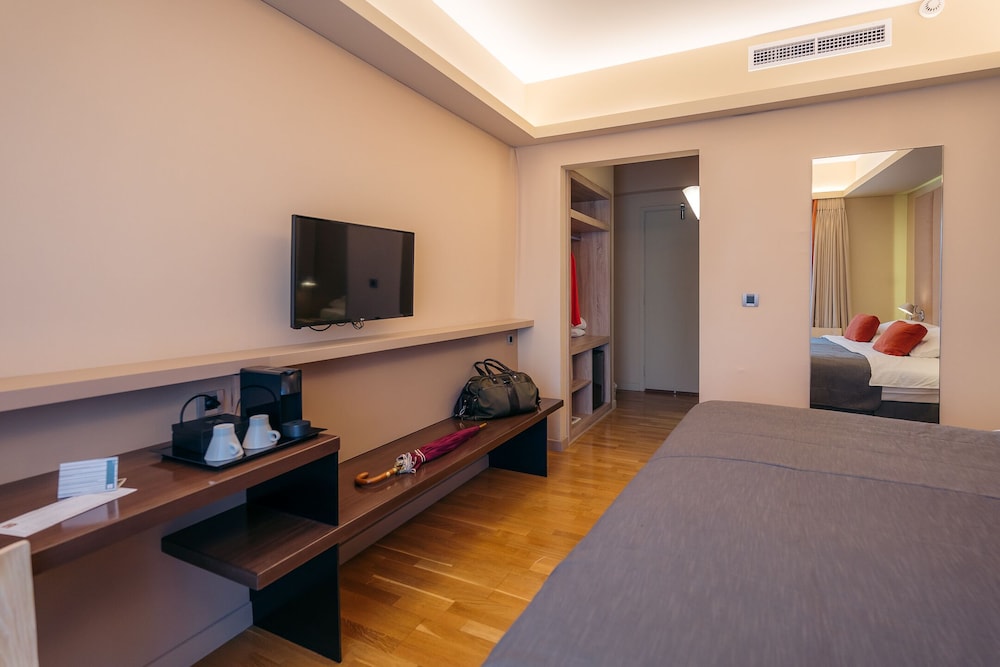 Herodion Athens — Hotel rooms in Athens, Attica