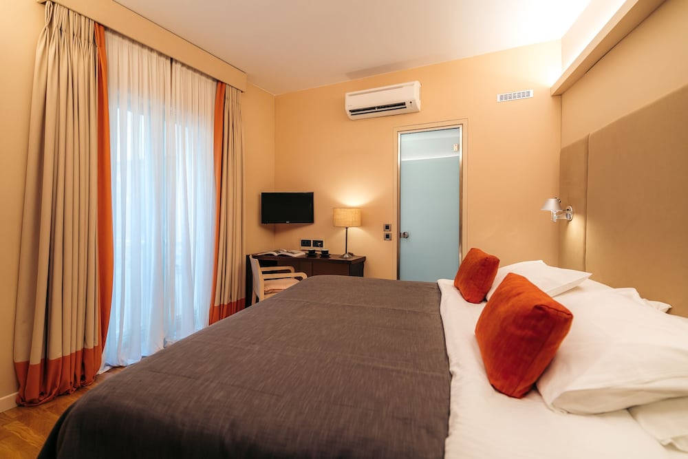 Herodion Athens — Hotel rooms in Athens, Attica