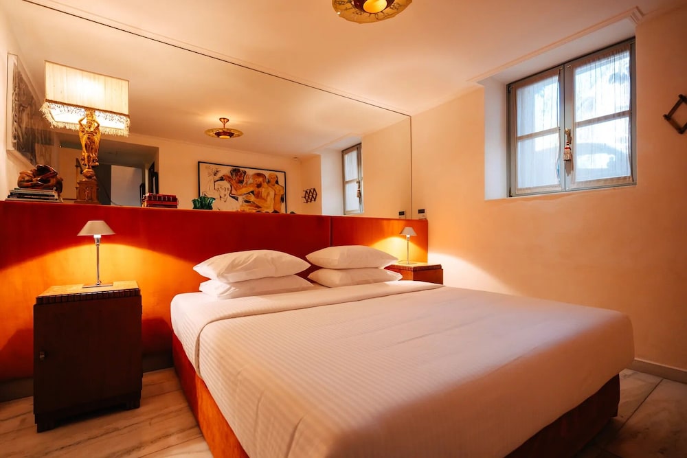 Herodion Athens — Hotel rooms in Athens, Attica