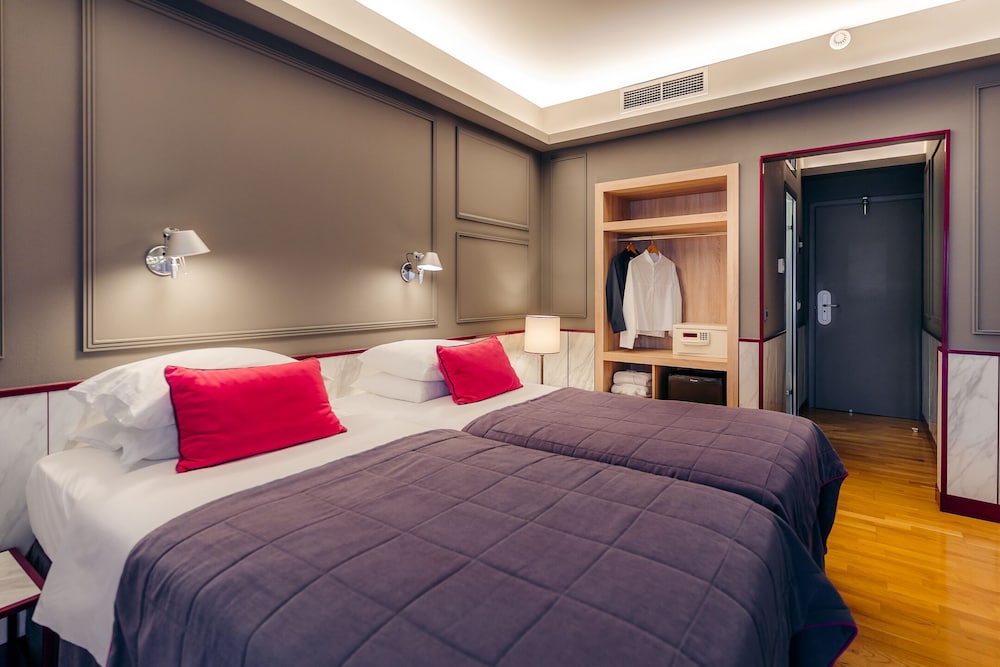 Herodion Athens — Hotel rooms in Athens, Attica