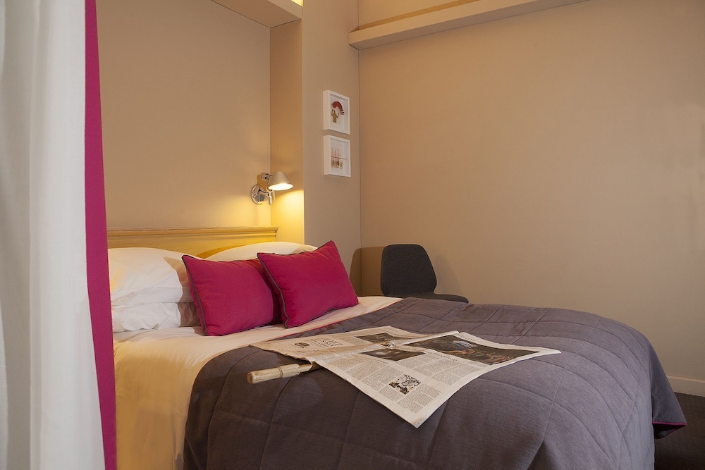 Herodion Athens — Hotel rooms in Athens, Attica