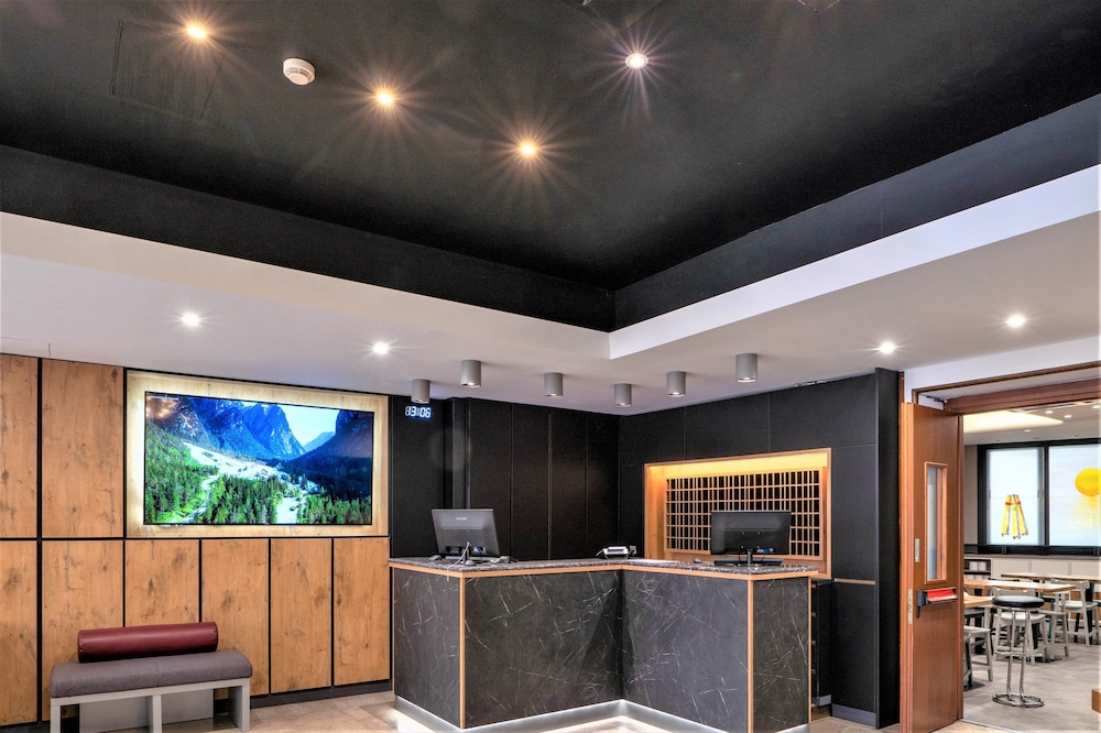 Hotel Centrale — Hotel building in Mestre, Veneto