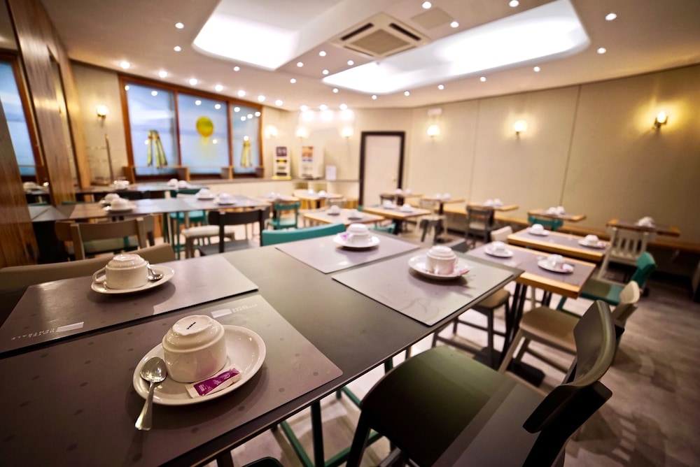 Hotel Centrale — Restaurant & bars in Mestre, Veneto