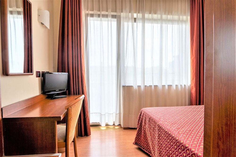Hotel Centrale — Hotel rooms in Mestre, Veneto