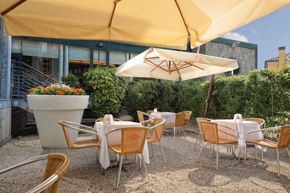 Elite Hotel & Spa — Restaurant & bars in Mestre, Veneto