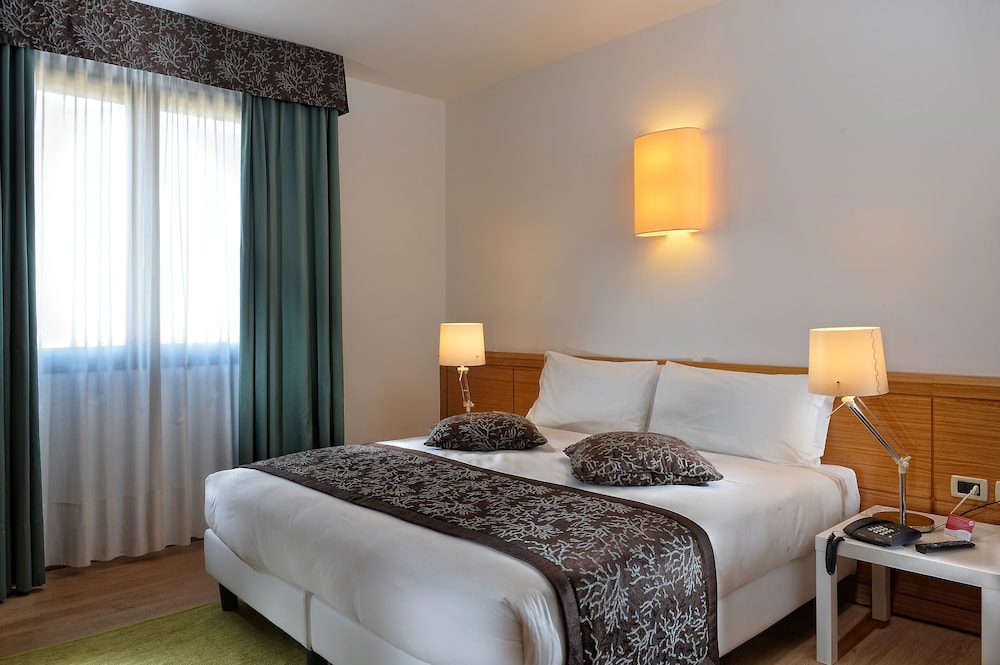 Elite Hotel & Spa — Hotel rooms in Mestre, Veneto
