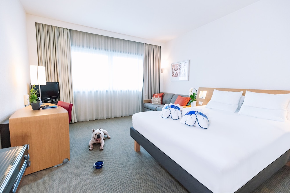 Novotel Venezia Mestre Castellana — Hotel rooms in Mestre, Veneto