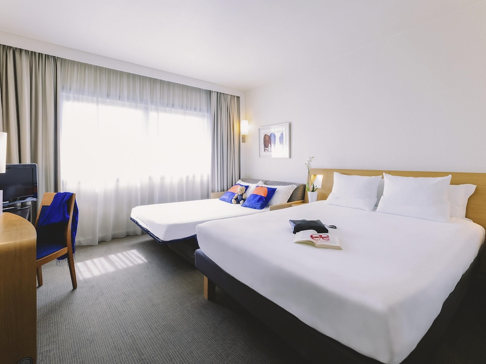 Novotel Venezia Mestre Castellana — Hotel rooms in Mestre, Veneto
