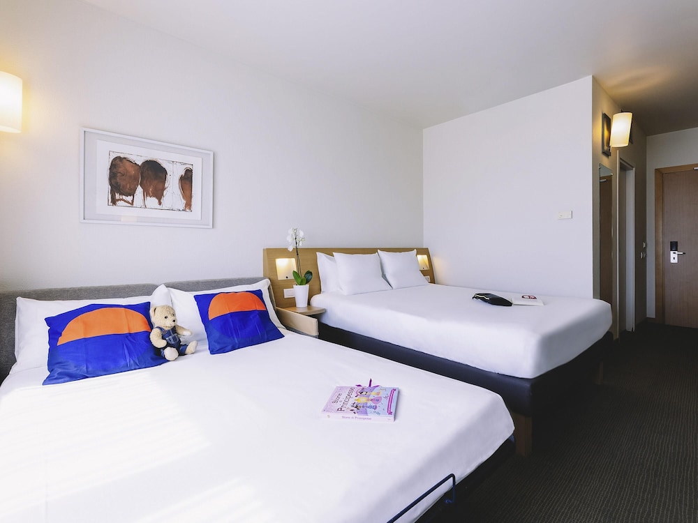 Novotel Venezia Mestre Castellana — Hotel rooms in Mestre, Veneto