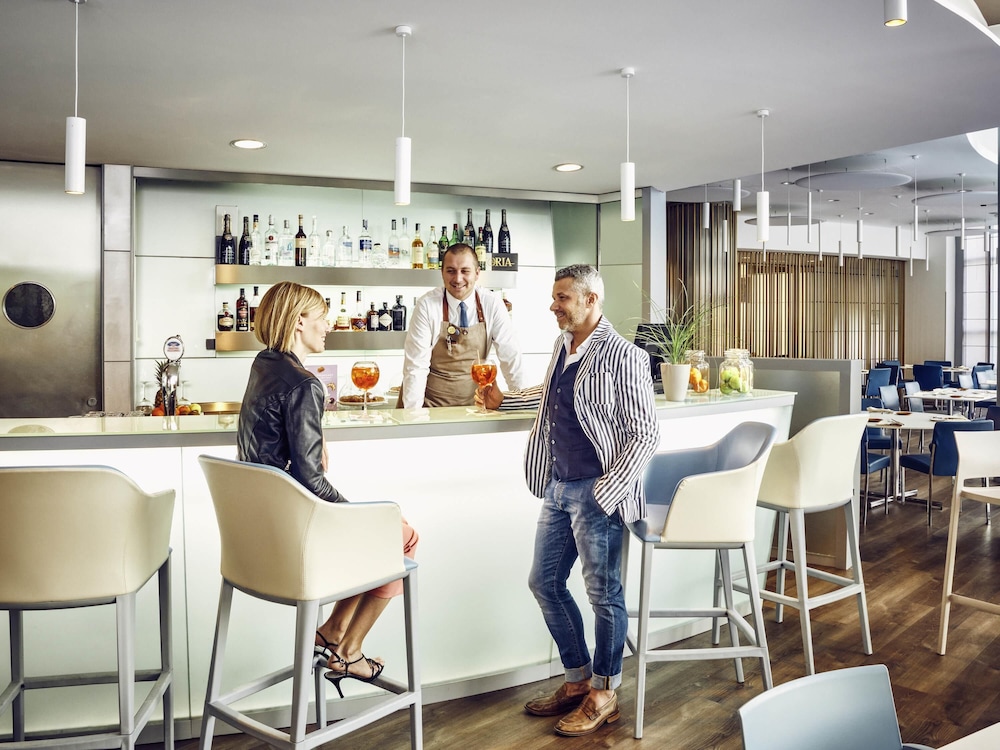 Novotel Venezia Mestre Castellana — Restaurant & bars in Mestre, Veneto