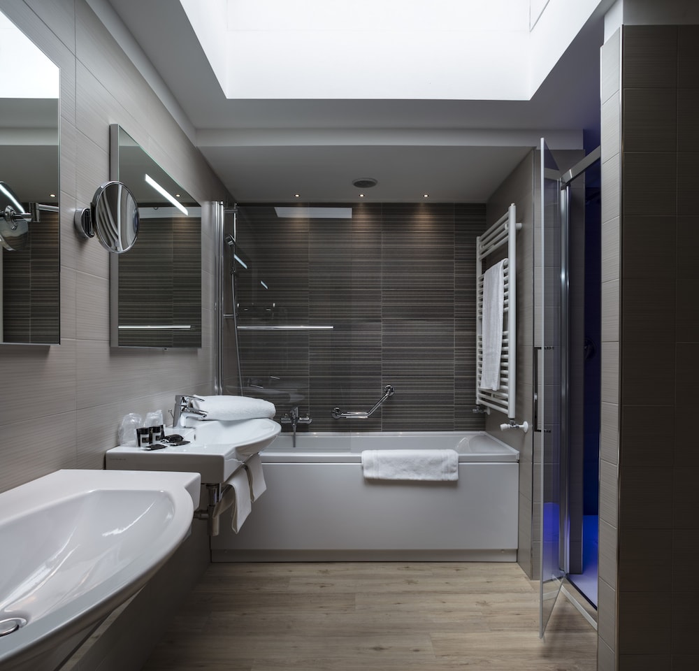 Smart Hotel Holiday — Hotel rooms in Mestre, Veneto