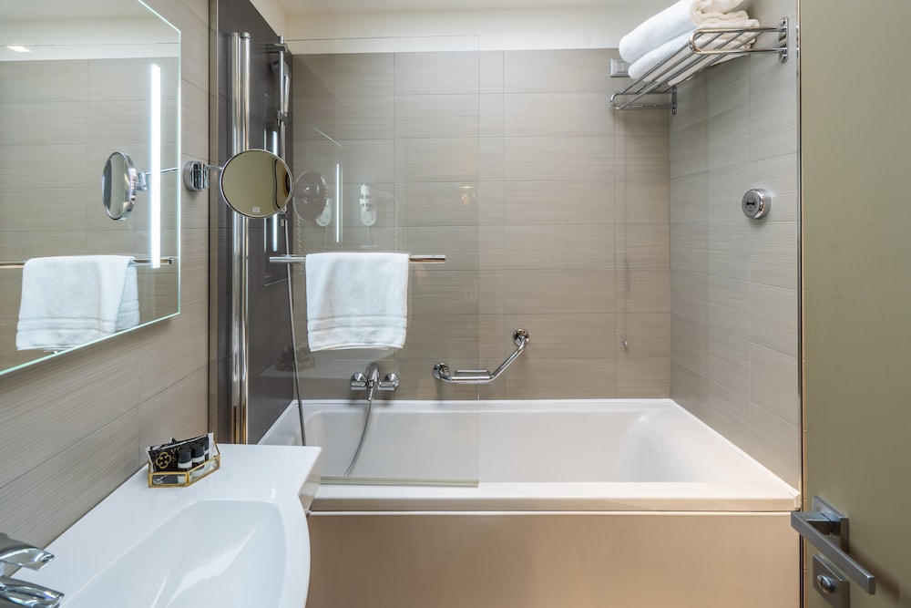 Smart Hotel Holiday — Hotel rooms in Mestre, Veneto