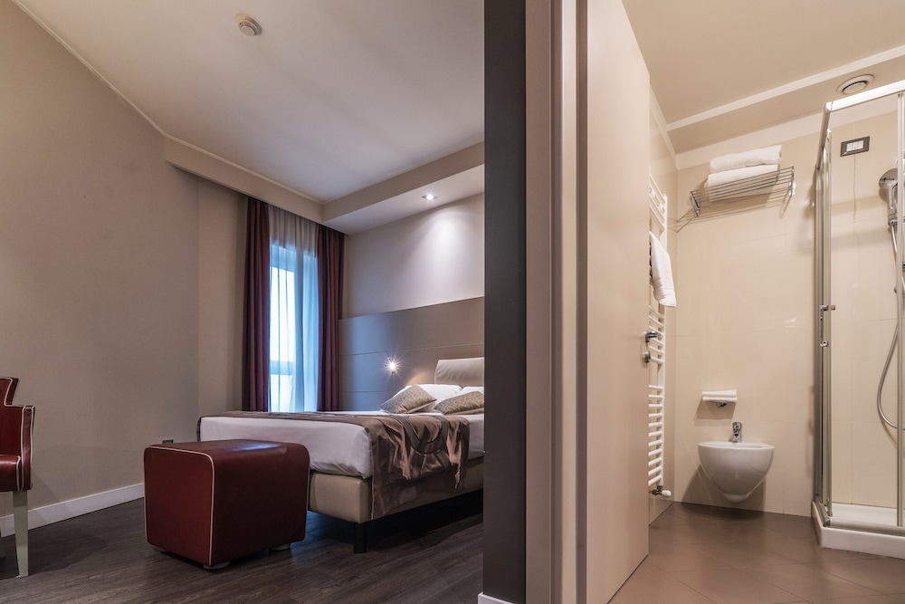 Smart Hotel Holiday - zdjęcie 2