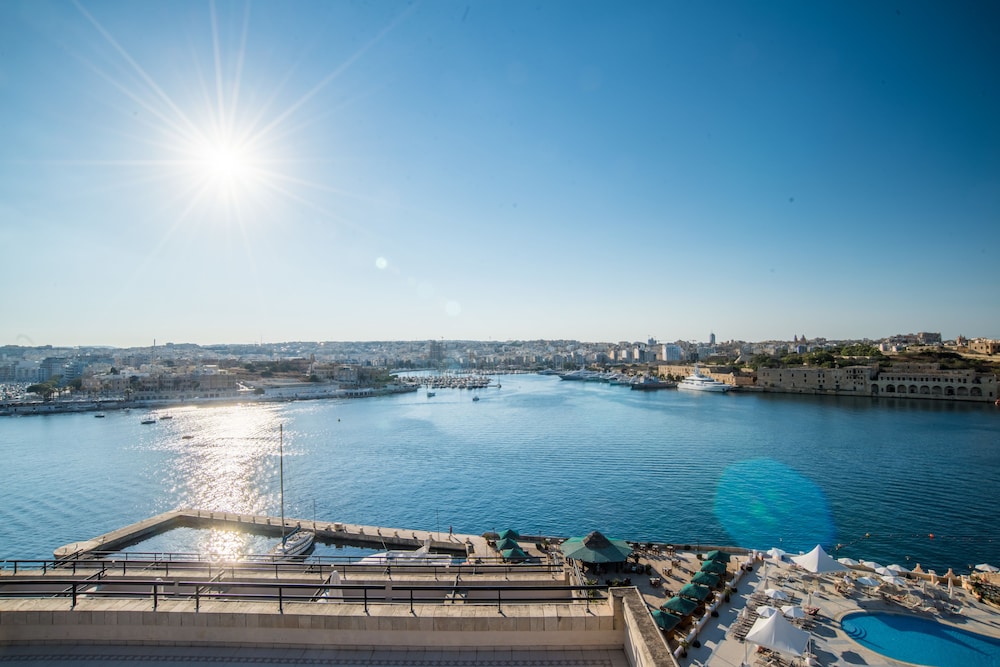 Grand Hotel Excelsior — Attractions in the area in Floriana, Malta Island