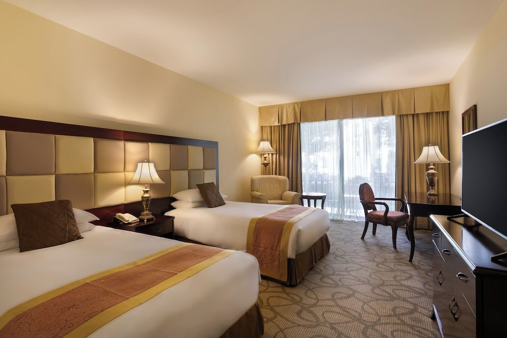 Grand Hotel Excelsior — Hotel rooms in Floriana, Malta Island