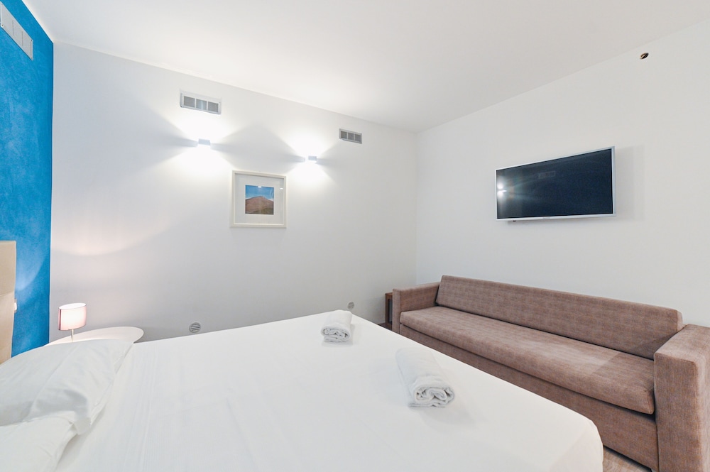 Hotel Baia Delle Sirene — Taormina, Sicily