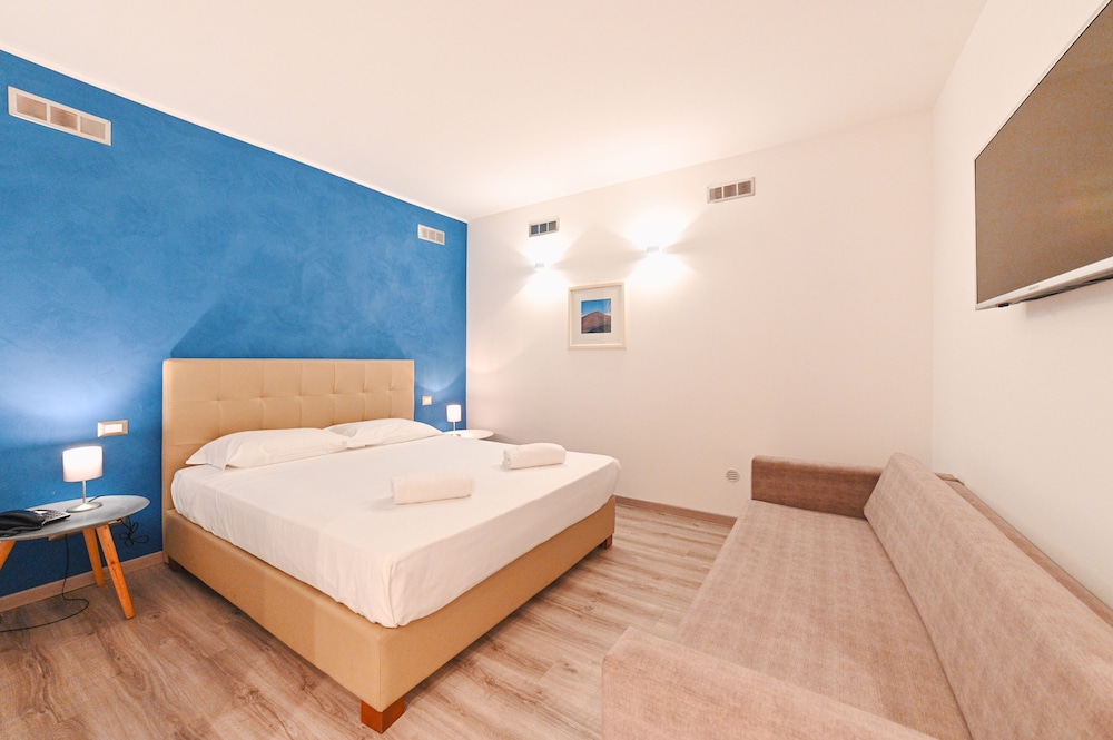 Hotel Baia Delle Sirene — Taormina, Sicily