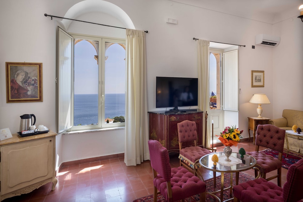 Hotel Bel Soggiorno — Hotel rooms in Taormina, Sicily
