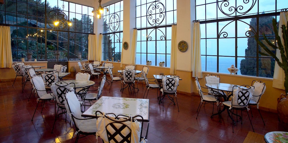 Hotel Bel Soggiorno — Restaurant & bars in Taormina, Sicily