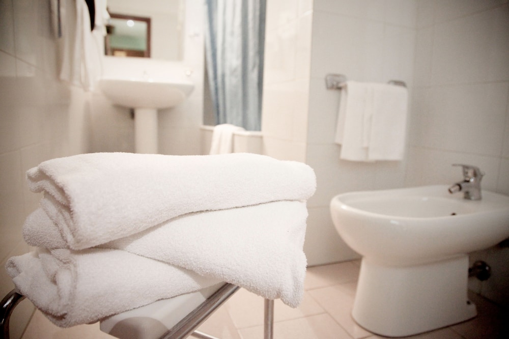 Hotel Continental — Hotel rooms in Taormina, Sicily