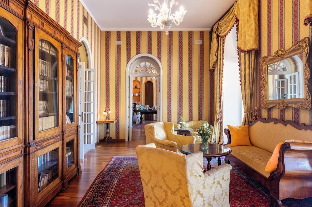 Excelsior Palace Hotel — Hotel rooms in Taormina, Sicily